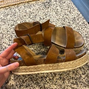 Espadrille sandals